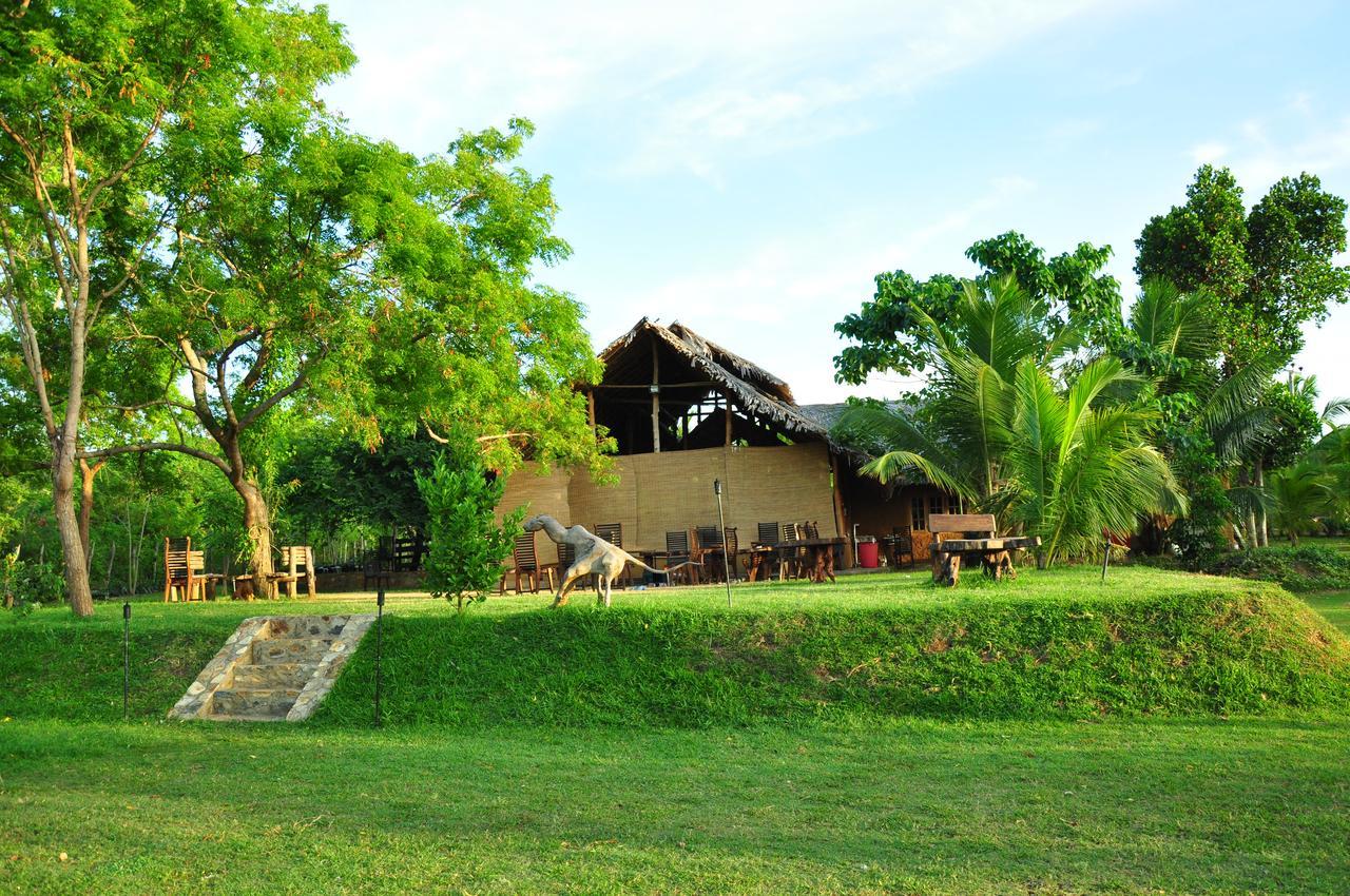 Hotel Thuduwa Camp Embilipitiya Exteriér fotografie